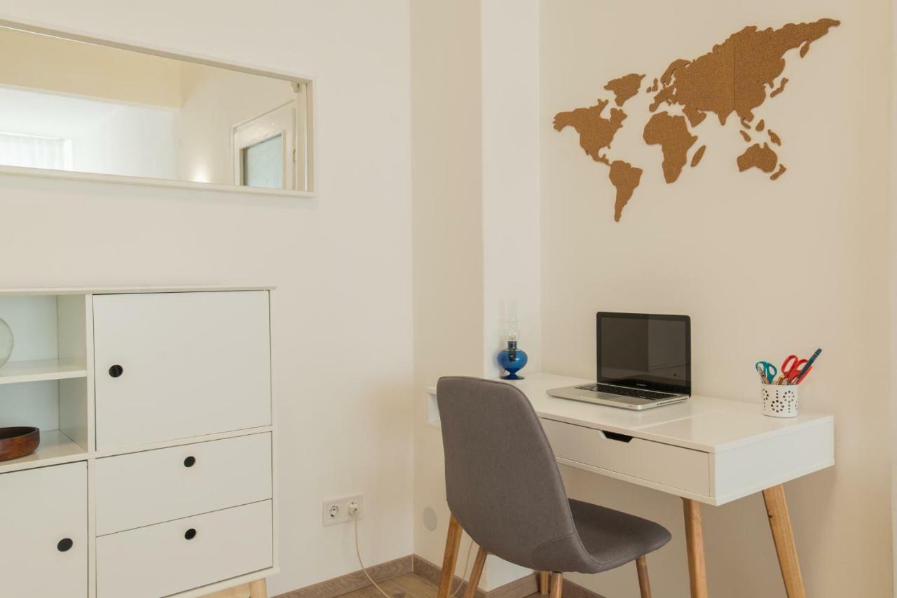 Chic And Spacious Apartment In Central Sofia - Patriarh Evtimiy By Flat Mаnager Eksteriør billede