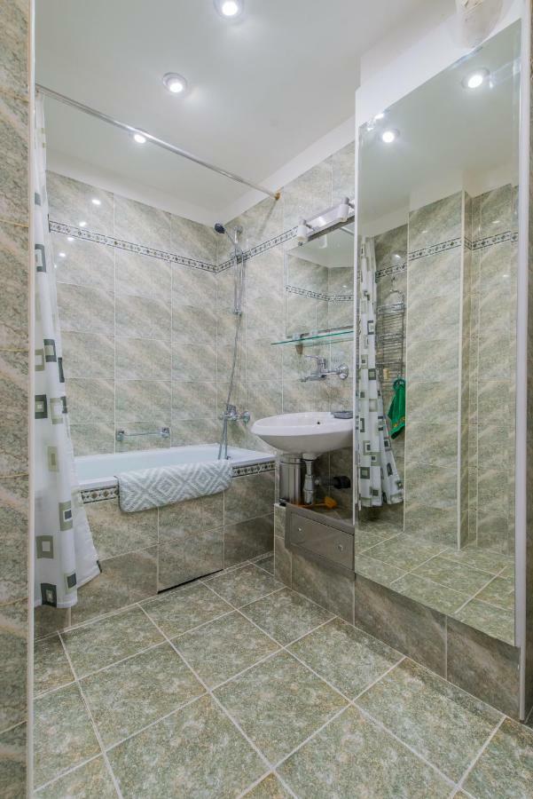 Chic And Spacious Apartment In Central Sofia - Patriarh Evtimiy By Flat Mаnager Eksteriør billede